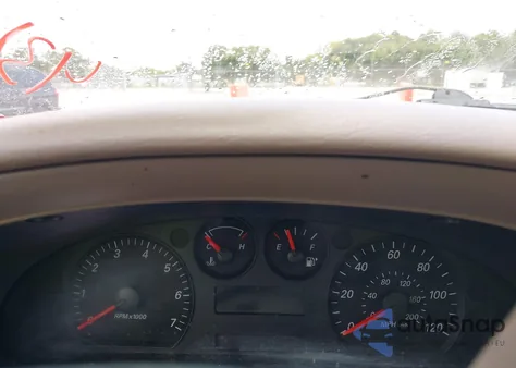 2004 Ford Taurus Ses z USA, uszkodzony, nr VIN 1FAFP55S04A105690